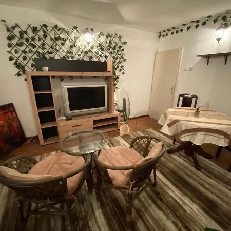 Gejza Apartment
